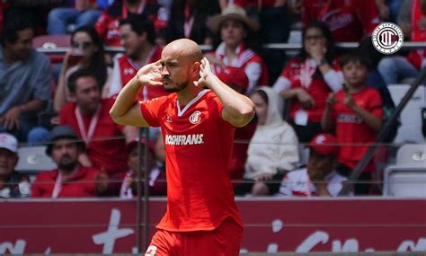 Versus Carlos González y un golazo de cabeza para mandar al Toluca a