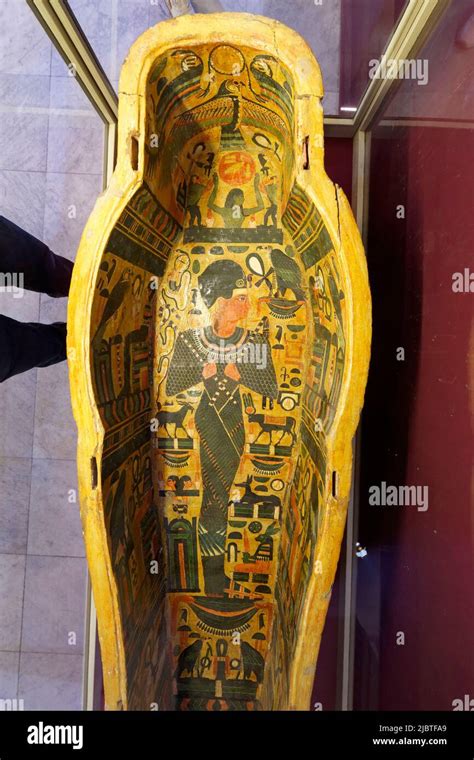 Egypt, Cairo, downtown, Egyptian museum of Cairo, Coffin of Pinudjem Stock Photo - Alamy