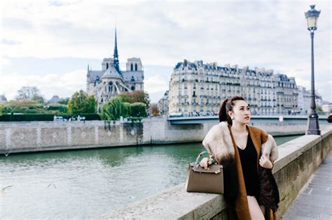 Đăng Thư cựu hot girl Sài thành năm trước nay đã là mẹ con sành điệu trẻ mãi không già