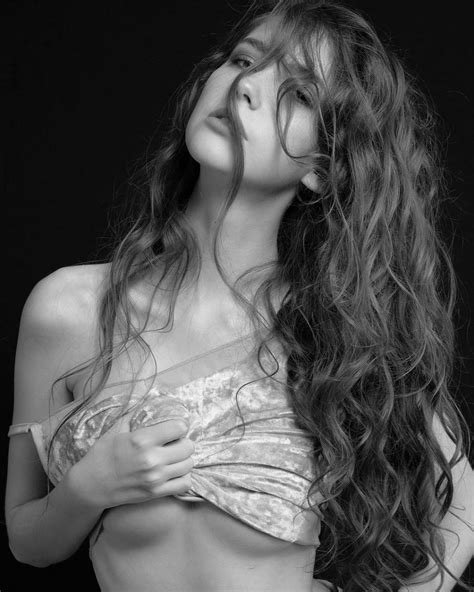 Tatiana Sassoye Erotic Porn Pictures XXX Photos Sex Images 3651646 PICTOA