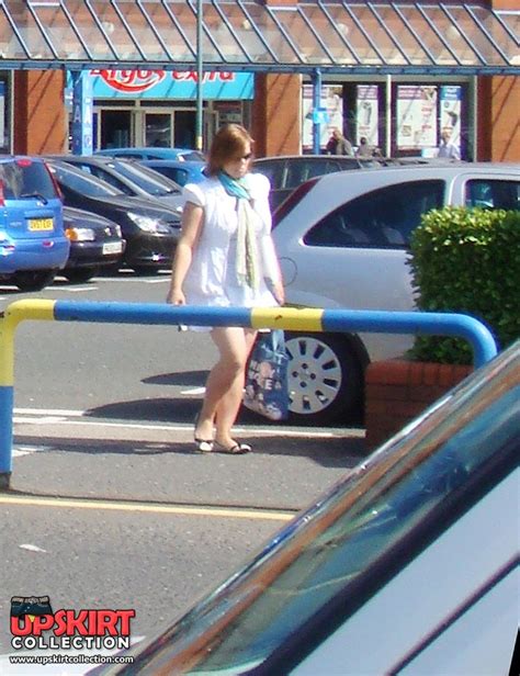 Real Amateur Public Candid Upskirt Picture Sex Gallery Girl In Short Skirt Caught In Street