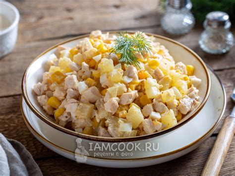 Диетический салат с ананасом и курицей (ПП) — рецепт с фото пошагово