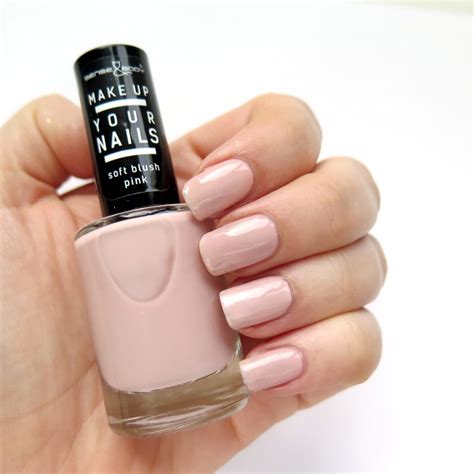 Lakiery Do Paznokci Nude Make Up Your Nails Cienisto Pl