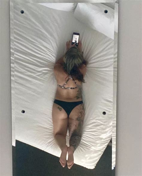 Do You Like Mirrors Nudes Onlyfanschicks NUDE PICS ORG