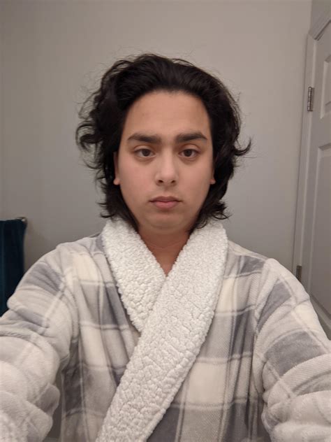 3 years MtF HRT no makeup, hair not combed, haven't shaved for a day