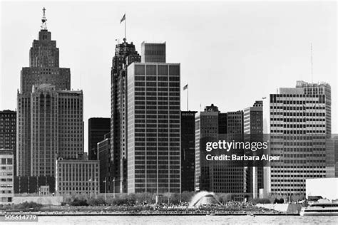 detroit international riverfront stock  high res pictures