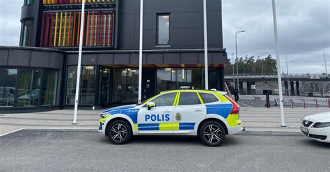 Sex Personer Anh Llna Efter Stort Knarkbeslag I Nyn Shamn Svt Nyheter