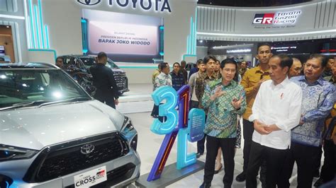 Toyota Yakin Insentif Mobil Hybrid Bikin Masyarakat Beralih Ke