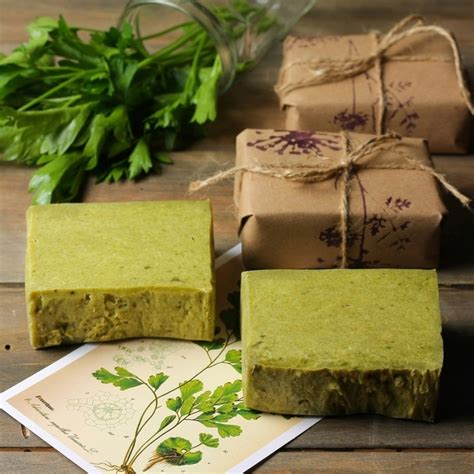 КАК ЗАГОВОРИТЬ МЫЛО НА КРАСОТУ? Сегодня - заговор на мыло, которым ...