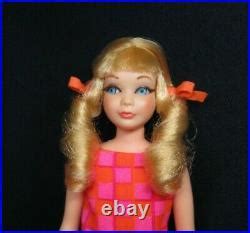 Vintage Barbie SKIPPER TNT Doll Blonde Sausage Curls Swimsuit Hair