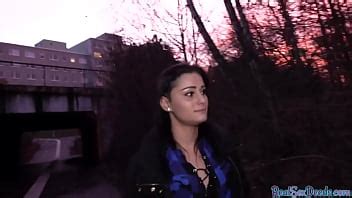 POV nena de tetas medianas monta polla 4 dinero después del casting XVIDEOS