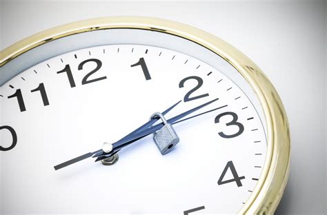 Остановились часы: что сулит примета? - Черная пантера