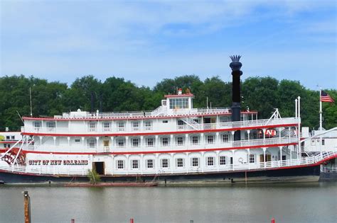 Riverboat CITY OF NEW ORLEANS Jazz Sightseeing Cruise | Gray Line