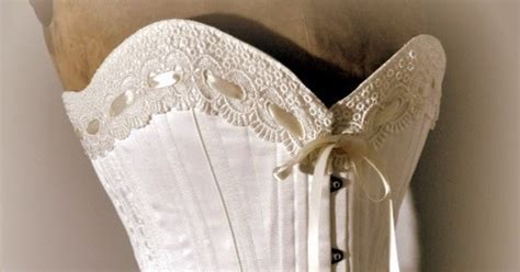 A HISTÓRIA DA LINGERIE