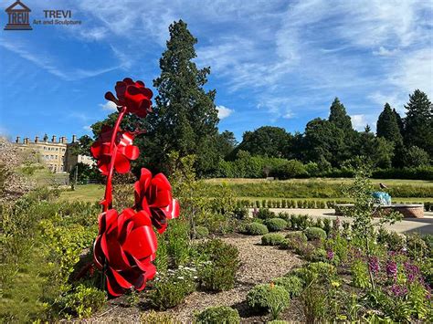 Public Art Large Metal Flower Sculpture Trevi Statue