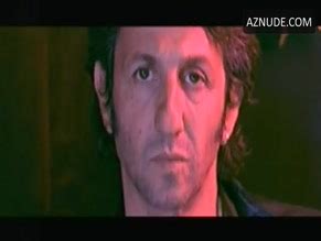GANGSTERS NUDE SCENES AZNude