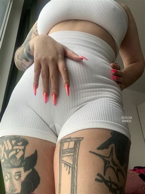 I Know My Nails Make You Weak Nudes Nailfetish Nude Pics Org