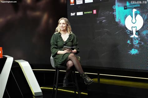 Sissor Sissorstream Nude OnlyFans Leaks Fappening FappeningBook