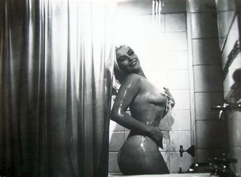 Libertad Leblanc Nude Pics P Gina