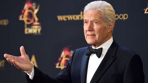 Gameshow Host Alex Trebek Dies Aged 80 Sky News Australia