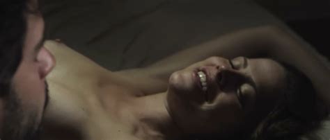 Nude Video Celebs Marisol Ribeiro Nude Azul Marinho Preto E Branco 2010
