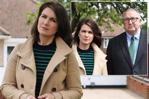 Britney Spears Strips Completely Naked After Conservatorship Victory Over Father Daily Star