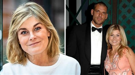 Pernilla Wahlgrens Relation Med Exet Joachim Lennholm Hänt