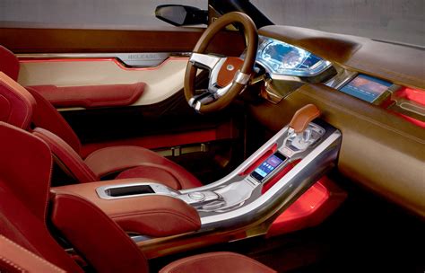 Luxury Cars: Land Rover LRX Interior,and Concept and specifications