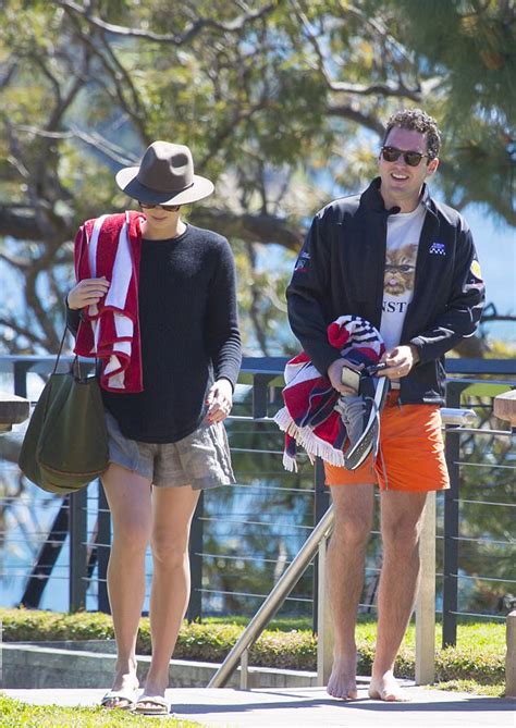 Sylvia Jeffreys Shows Off Svelte Figure In Skimpy Bikini Daily Mail Online