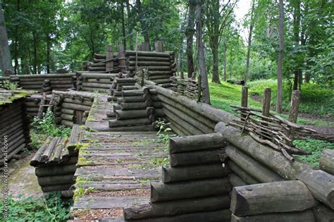 Лиелвардский замок (Латвия) - реконструкция ливского деревянного замка ...