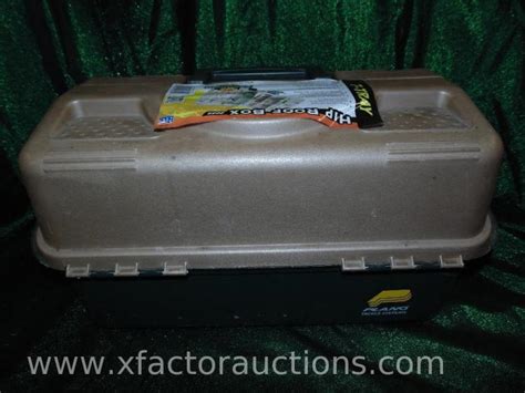 Sold Price Plano Hip Roof Tackle Box November 6 0114 600 Pm Cst