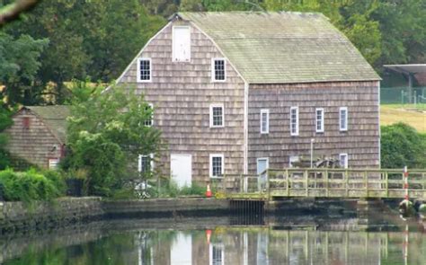 Saddle Rock Grist Mill Great Neck Visitor Information And Reviews