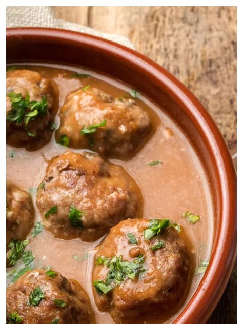 How To Make Kashmiri Gushtaba Times Of India