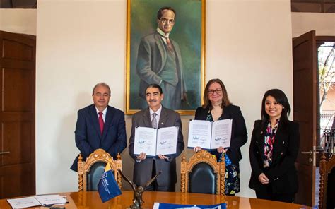 Firman primer convenio marco de colaboración entre la UASLP y Tulsa