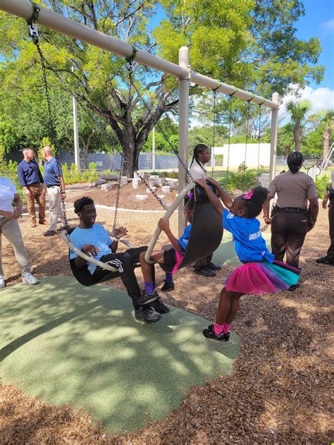Gwen Cherry Park Playground | Savino Miller Design Studio
