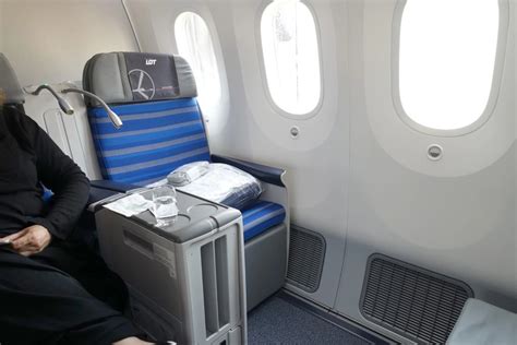 Flying a Month-Old Dreamliner: LOT 787-9 Business Class Review - The ...
