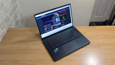 Asus ROG Zephyrus M16 Laptop Review Photo Gallery - TechSpot