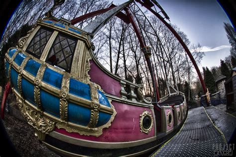 Camelot Theme Park Camelot Theme Park Opened In 1983 And F Flickr