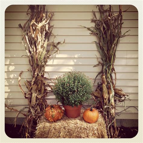 Fall Decorations With Bales Of Hay at Lillie Kay blog