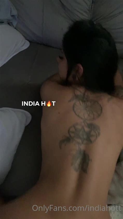 India Hot Transando No Pelo De Quatro Para O Seu Macho Bem Dotado Cnn Amador