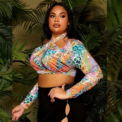 Princess Island Plus Criss Cross Crop Top Beach Babe Bikini