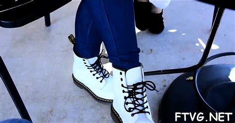 Horny Honey Violet Is Showing Her Tits Violet Spice