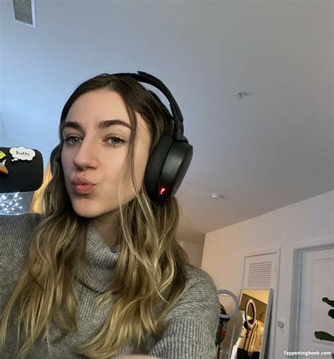 Jvlia G Jvliaa Nude OnlyFans Leaks Fappening FappeningBook