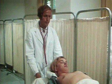 Naked Unknown In Der Krankenschwestern Report