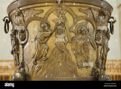 Early Christian Baptism Hi Res Stock Photography And Images Alamy