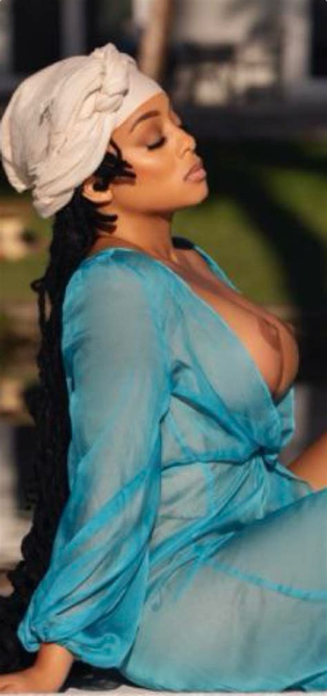 Nefeteri Sexy Ass ShesFreaky