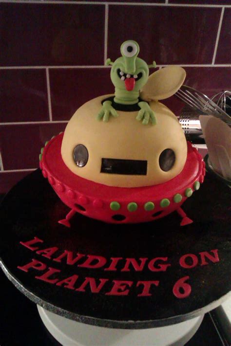 alien cake 7