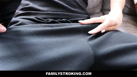 Winzige Junge Latina Teen Stiefschwester Von Stiefbruder Gefickt Xhamster