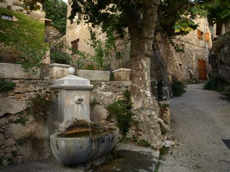 Le Village De Tourtour Mairie De Tourtour
