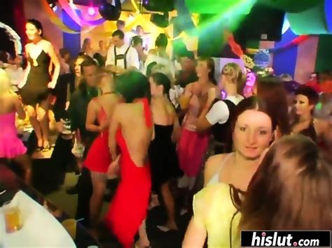 Horny Girls Giving Head At A Festival